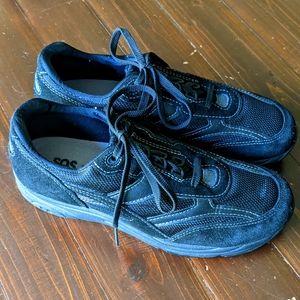 SAS women's black leather lace up sneakers tennis shoes size 9.5